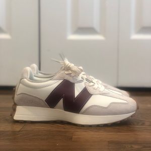 New Balance 327 STAUD
